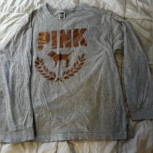 PINK Victoria's Secret Heather Gray Long Sleeve Tee with Glitter graphic